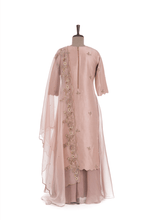Load image into Gallery viewer, ANARBEL SUIT - The Pink Gota 

